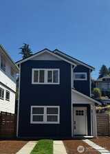 4004 Courtland  in Seattle