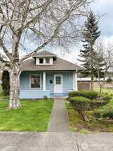 1002 B  in Centralia