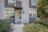 1547 Boylston  in Seattle