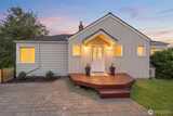 9725 Phinney  in Seattle