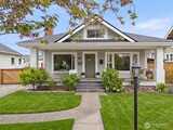 809 Sumner  in Sumner