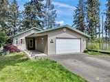21933 Promontory  in Yelm