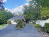 1010 Inneswood Dr  in Issaquah