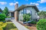 3751 Rose  in Seattle