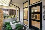 6732 Alonzo  in Seattle