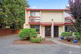 328 9th  in Puyallup