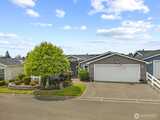 27229 217th  in Maple Valley