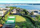 4702 Browns Point  in Tacoma