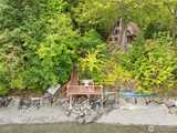4150 North Island  in Shelton