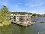 6201 Lake Washington Blvd  in Kirkland