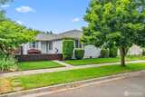1618 Division St  in Olympia