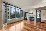 900 Lenora  in Seattle
