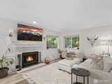 455 Newport  in Issaquah