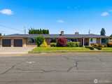 1417 Maple  in Sumner