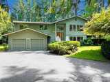 21415 16th  in Sammamish