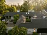 3853 81st  in Mercer Island