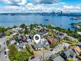3722 Grayson  in Seattle