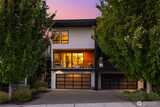 332 10th  in Kirkland