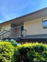 10628 Glen Acres Dr S  in Seattle