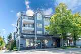 9222 Roosevelt  in Seattle