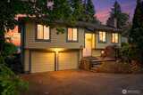 3006 89th  in Mercer Island