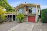 6107 Hawthorne  in Tacoma