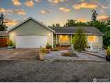 9923 74th  in Puyallup