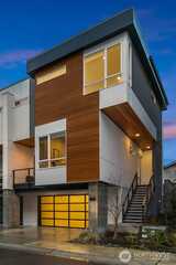 214 4th  in Kirkland