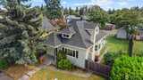 5319 Oakes  in Tacoma