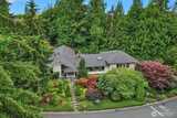 2725 Sahalee  in Sammamish