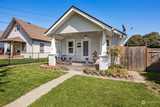 617 2nd St  in Puyallup